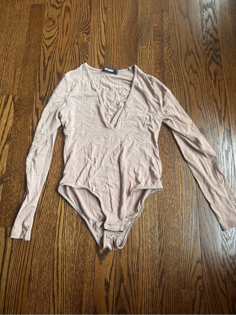 Missguided Long Sleeve V-Neck Blush Bodysuit